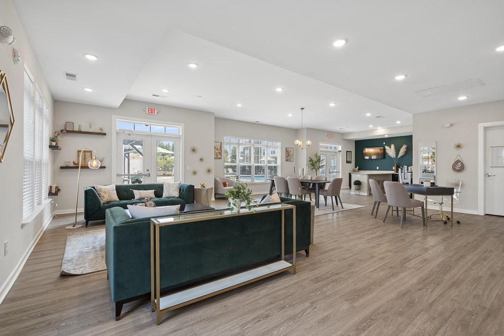 Hawthorne At St. Marks Apartments, 1094 Forman Lane, Burlington, NC